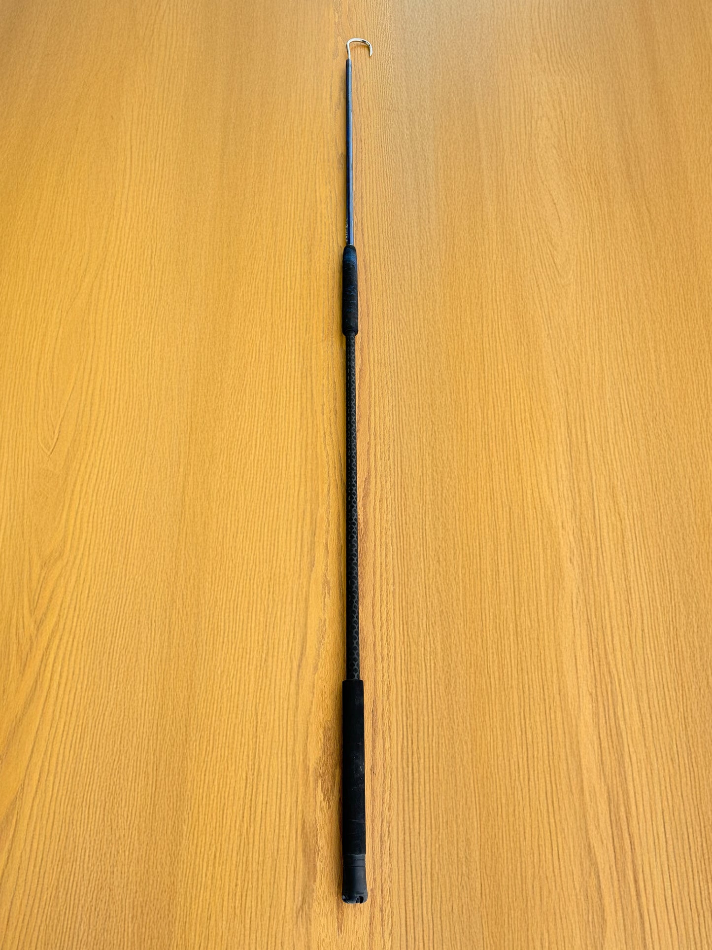 Dahunter Carbon Fiber Gaff with Black and Blue Grip, 6Ft Shaft and 2-Inch Tiller Hook